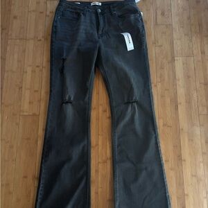 NWT Vigoss Marley distressed jeans size 32